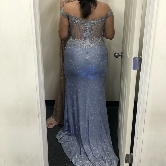 Juno Dress Collection - Picture 5 of 5